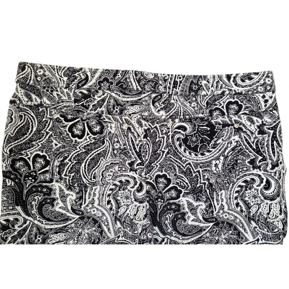 Susan Graver Weekend Pull On Ankle Pants Black Paisley Stretch Comfort Size 1X